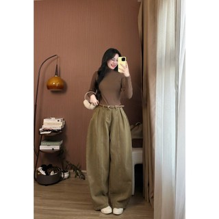 Quần Jeans Nâu Ống Cong Dang Rộng Phối Line Quần Jean Curved Leg Brown Line Tôn Dáng Siêu Đẹp Cho Nữ