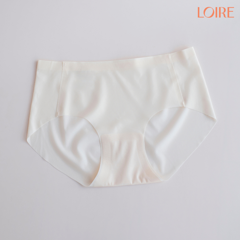 [QUẦN TÀNG HÌNH]Combo 4 Quần Lót Lụa Băng Không Đường Viền Loirechic QLBR78