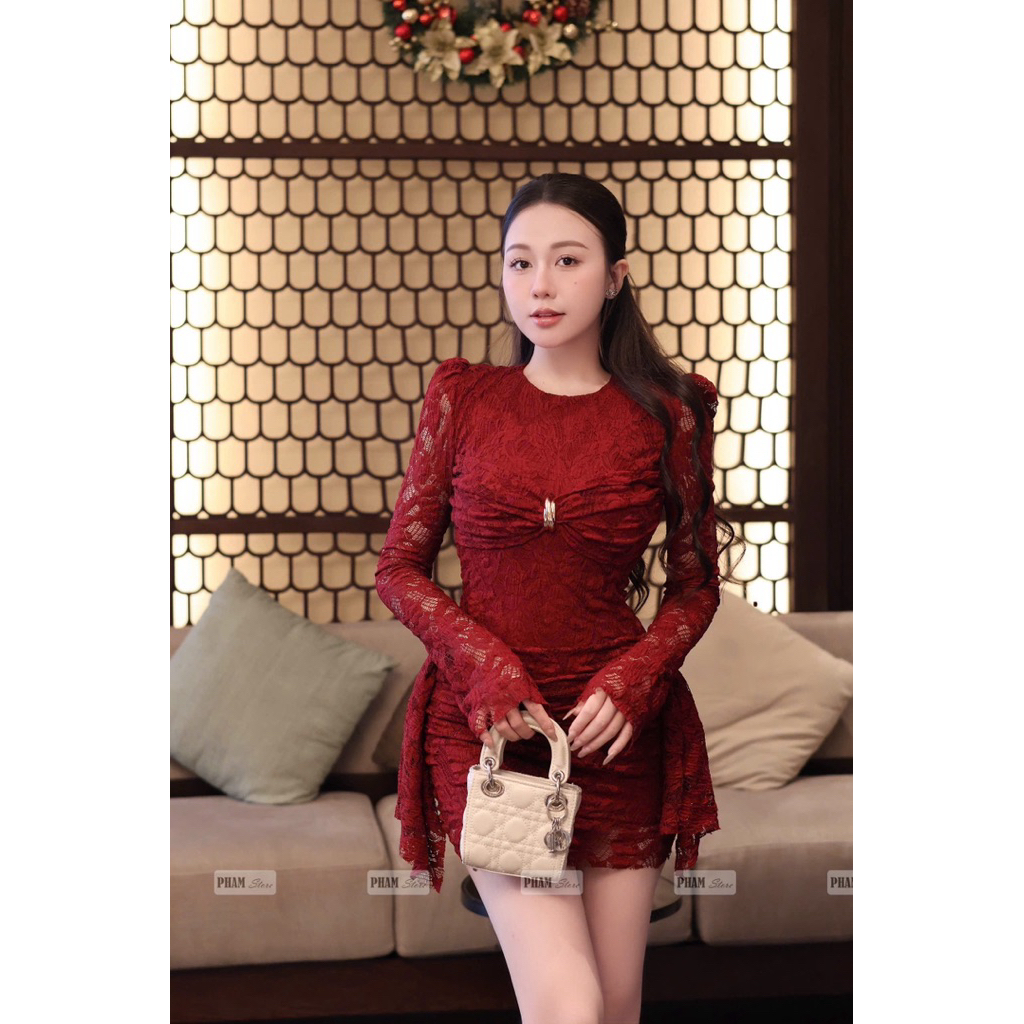 Váy body ren hoa dài tay phối tang ngực siu sang