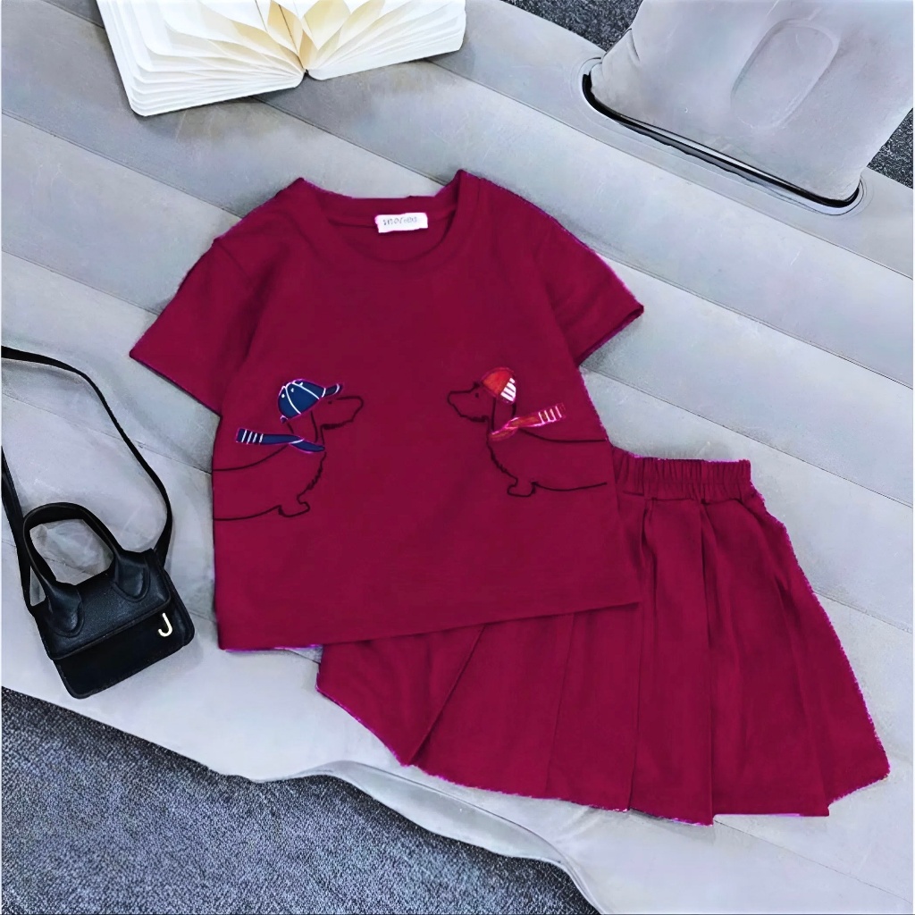 2-15 tuổi. Sét chân váy xếp ly có lót trong cho bé gái in họa tiết 2 chú cún,chất vải cotton thoáng mát.V07
