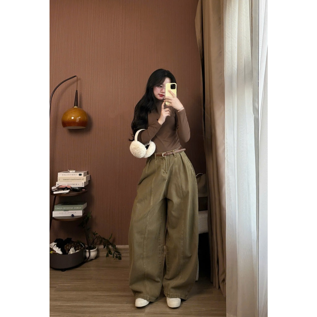 Quần Jeans Nâu Ống Cong Dang Rộng Phối Line Quần Jean Curved Leg Brown Line Tôn Dáng Siêu Đẹp Cho Nữ