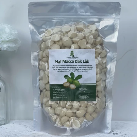 Nhân macca vỡ đôi đã tách vỏ Đak Lak dùng làm sữa hạt