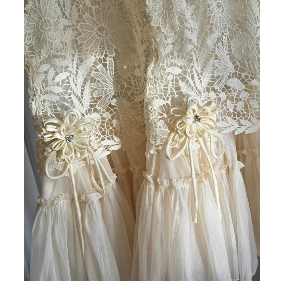 NTV CLOTHINGS Đầm yếm ren hoa sát nách phối voan sang chảnh tôn dáng gợi cảm 014