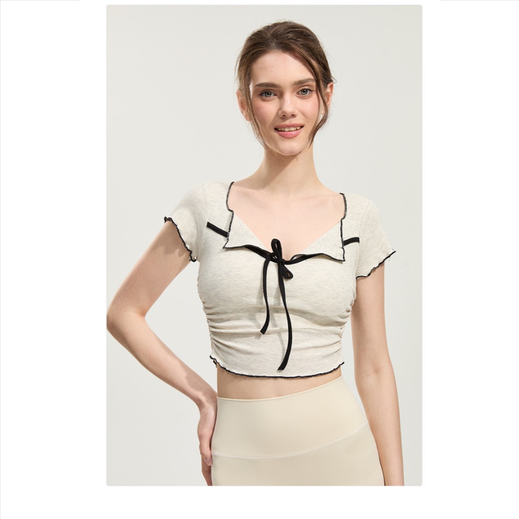 【Hoppe Fumeng】Áo thể dục nữ ngắn tay kiểu V, dây buộc, thu eo với đệm ngực: Phong cách Pháp viền gấu ngọt & cuốn