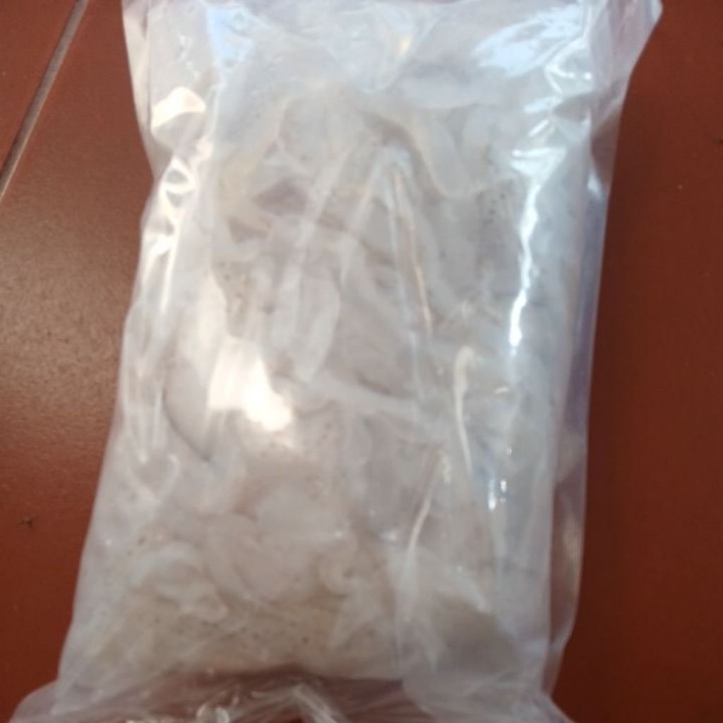 Sứa biển khô loại mặn, gói 700 _900g không tính nước (không mác)làm nộm sứa, lẩu sứa, gỏi sứa, sứa xào, sứa sốt thái.