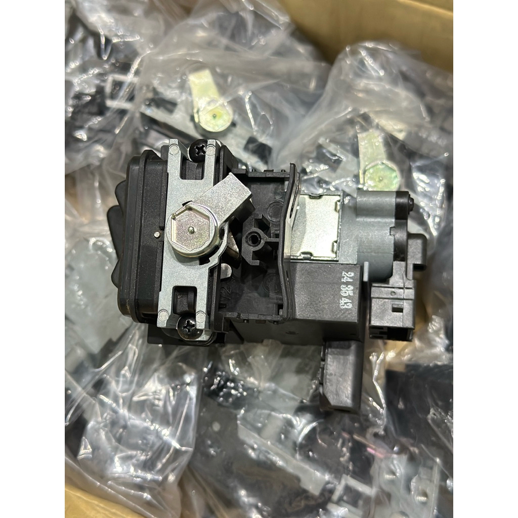 Ổ khoá smk honda xe ab vision ,lead,vario đời mới(k có chìa)