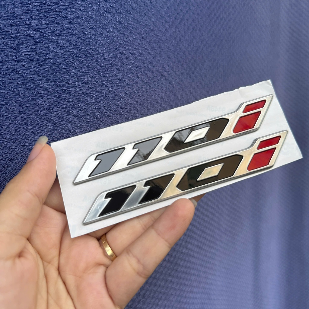 Tem chữ nổi. Số 110i, 125i ,150i , 160i Dán xe Vario. Hàng cao cấp. Sắc nét, không phai màu. Tem Logo xi mạ có keo dán