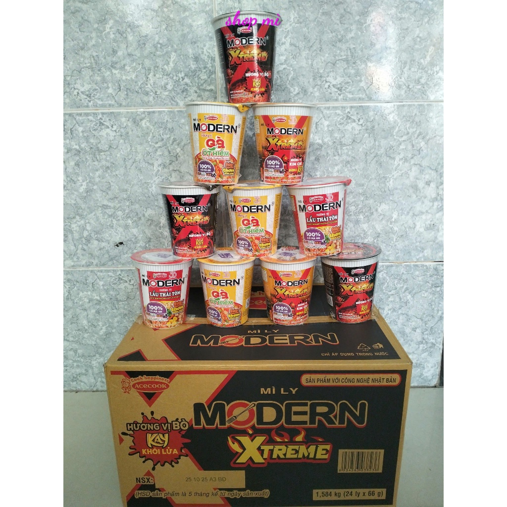 Thùng mì Modern 4 hương vị Lẩu thái tôm 67gr, bò cay khói lửa 66gr, Gà ớt hiểm 63gr, Kim chi 66gr