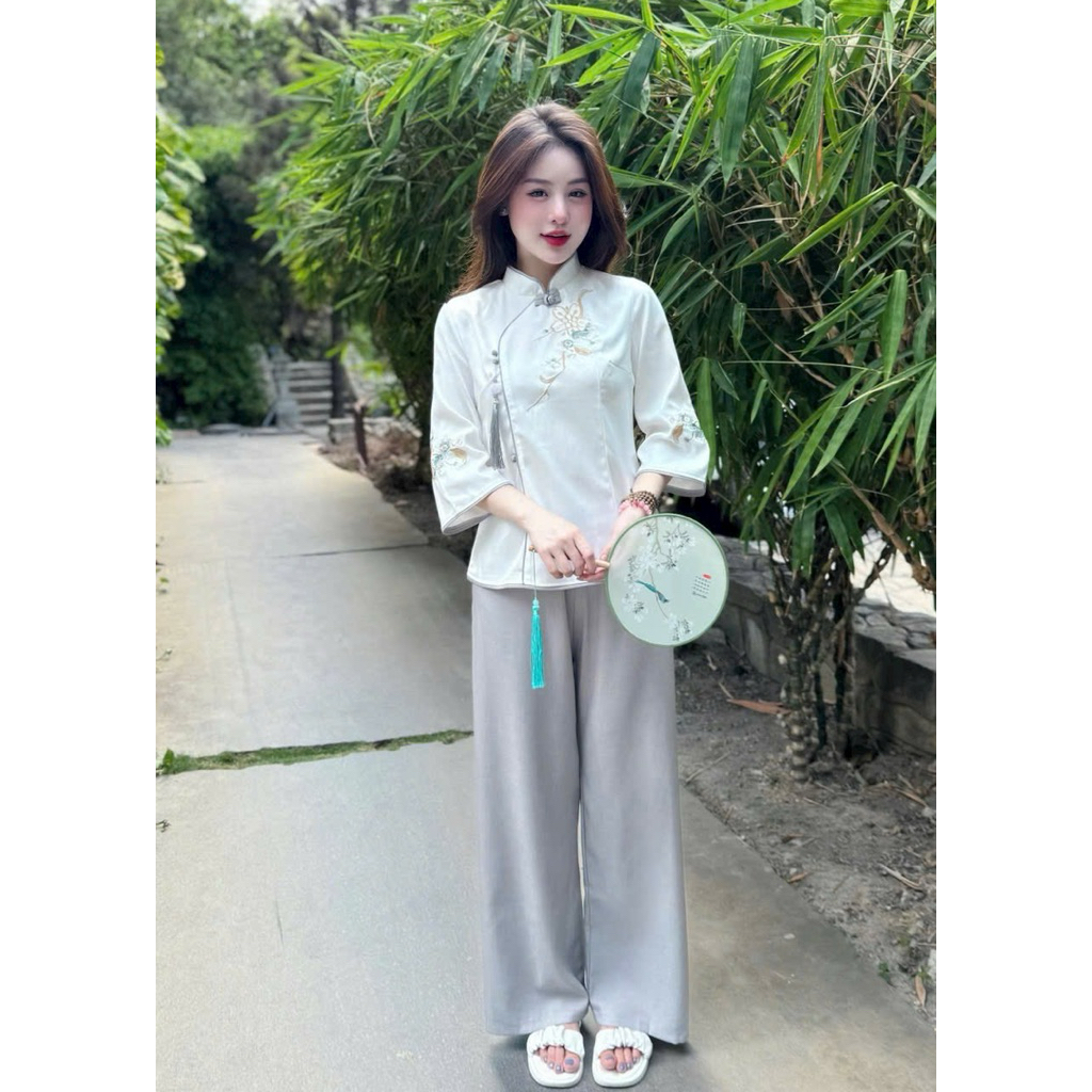 Bộ Pháp Phục Đũi Cham Cổ Tàu - Pháp Phục Đũi Charm Cổ Tàu Thêm Hoa 3 Chi Tiết