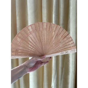 QUẠT GỖ TRANG TRÍ GIỎ QUÀ TẾT