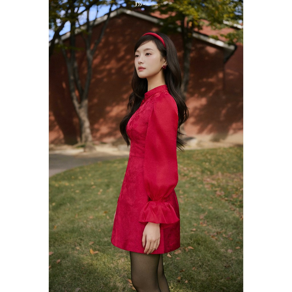 Đầm Cổ Tàu Đính Cúc Tay Phối Tơ Loe Gấu 1F35.2510, Đầm Cổ Tàu Kín Đáo Form A Ôm Eo Vibe Tiêu Thư Thanh Lịch Design By JM