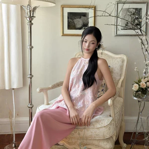 TUBYCATU Áo Yếm Kim Sa Xuân Đào Thêu Hoa Nổi
