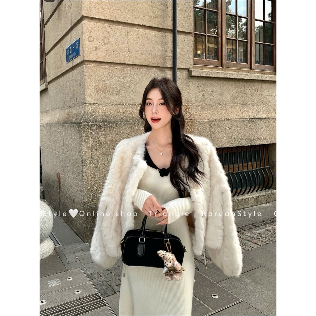 TRIANGLE - Lady knitted dress (Cân nhắc kỹ, returned is not welcomed) - Đầm len phối hoa phong cách Hàn Quốc cao cấp
