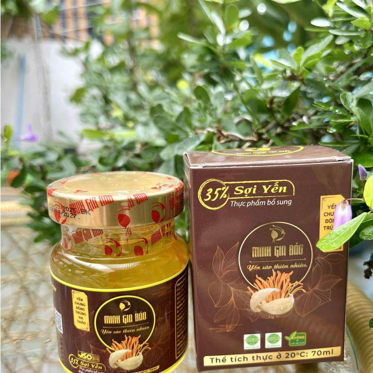 Combo 10 hũ yến chưng sẵn- Yến sào cao cấp Minh Gia Bảo - Yến sào (35%), đường phèn (10%) - 70ml