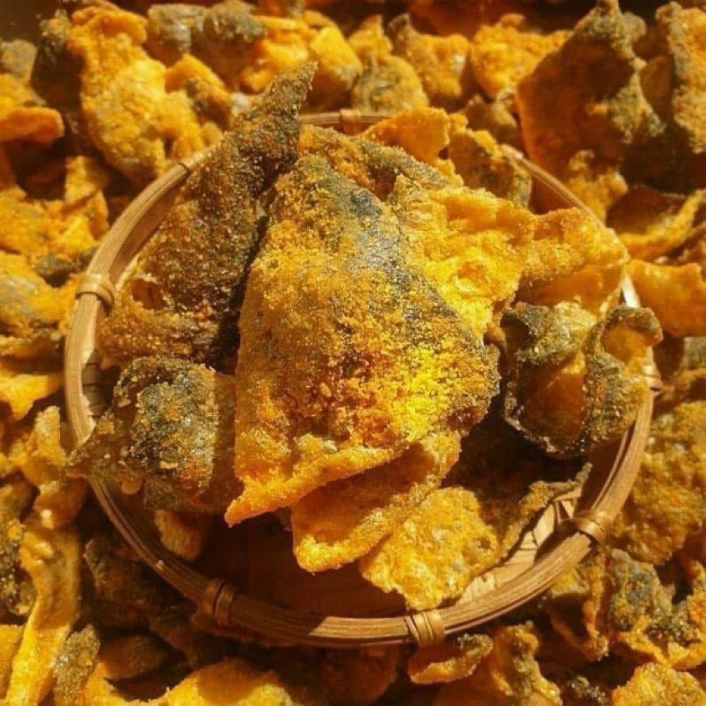Da Cá Trứng Muối Cay - Giòn Ngon Đậm Vị (hũ 250g) Snack Ăn Vặt | Shopee ...