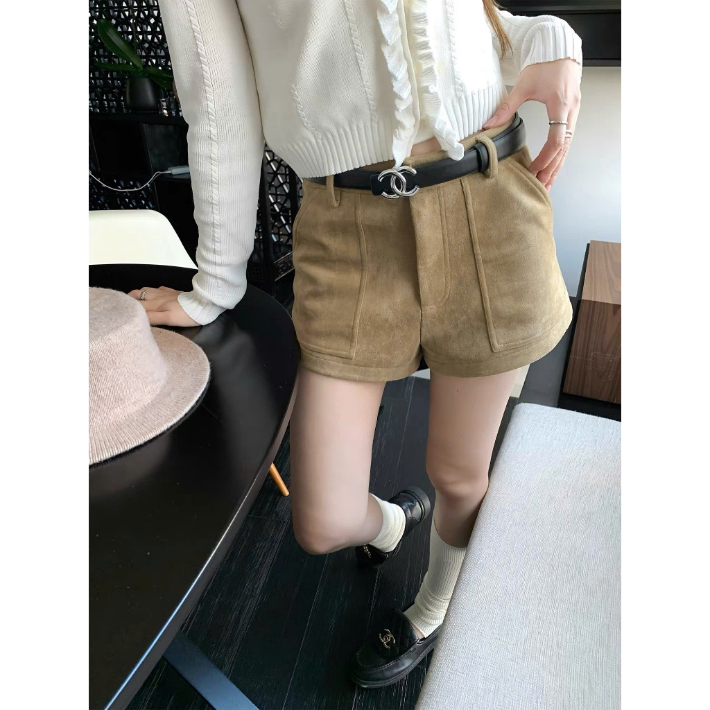 Quần Short Cạp Trễ Chất Da Lộn Cho Nữ – Mềm Mịn, Tôn Eo Style Cá Tính Joolate Q.Shortdalon62_P6