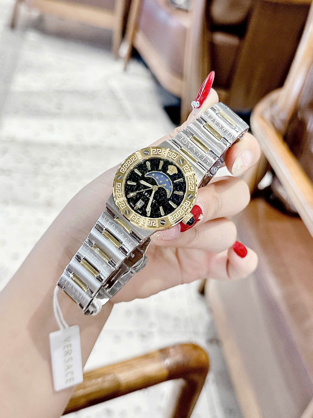 VERSACE 腕時計 メンズ ムーンフェイズ シルバー VE7G00223 】【正規 