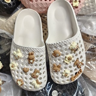 Dép sục rọ mùa hè dễ thương ( tặng 14 charm tông nâu dễ thương)
