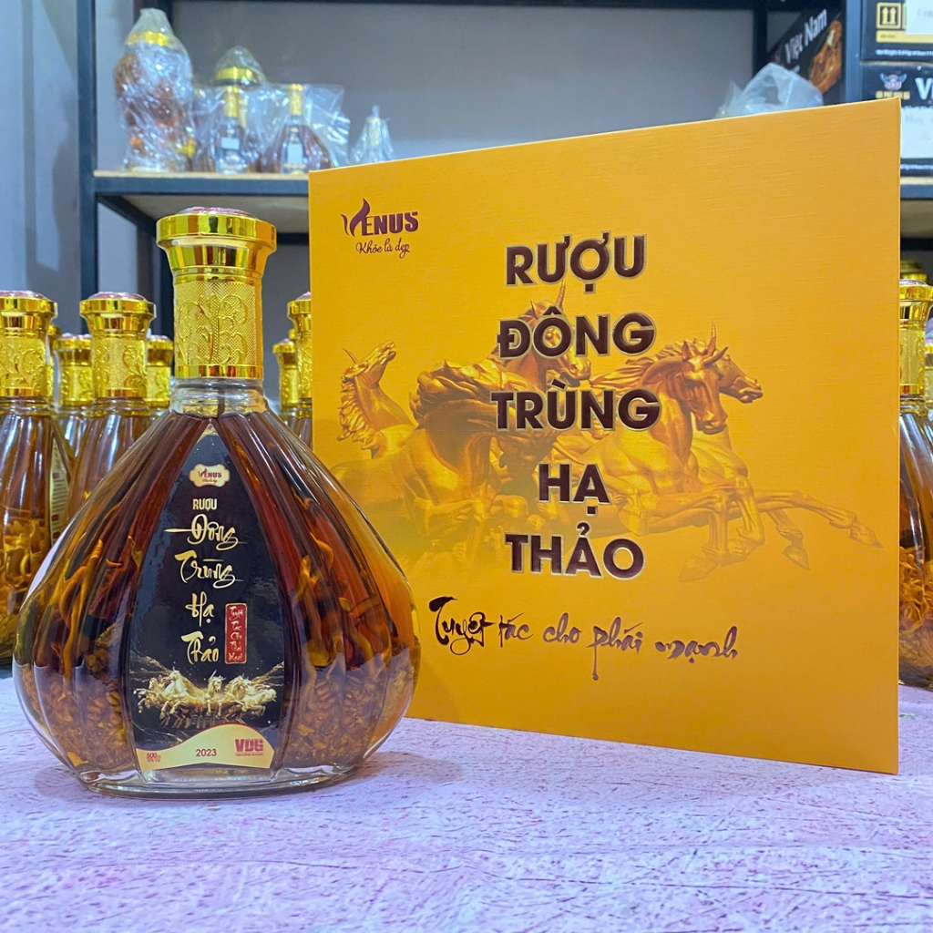 Hộp quà tặng R.ượu nấm đông trùng hạ thảo Venus 500ml