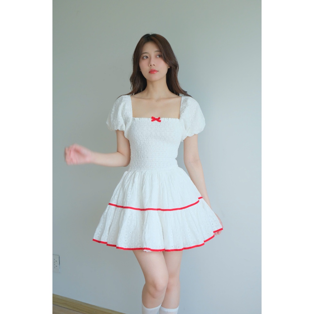 Winter dress vải boi thêu bồng xoè