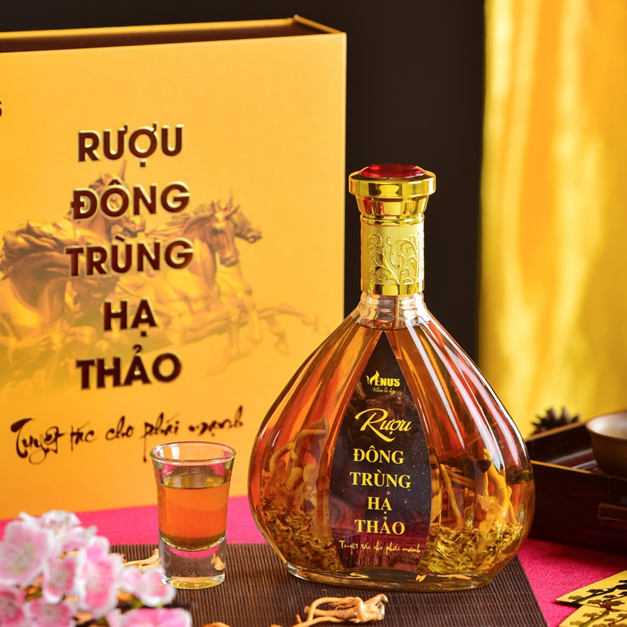 Hộp quà tặng R.ượu nấm đông trùng hạ thảo Venus 500ml