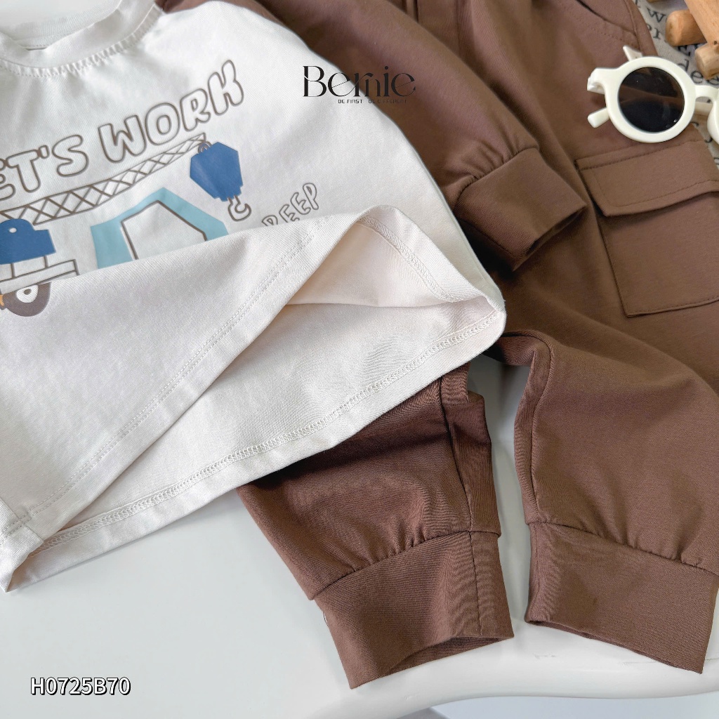 Bộ cotton dài tay Bernie in ô tô Let's Word thiết kế tay áo Raglan phối màu cho bé trai 9-28kg
