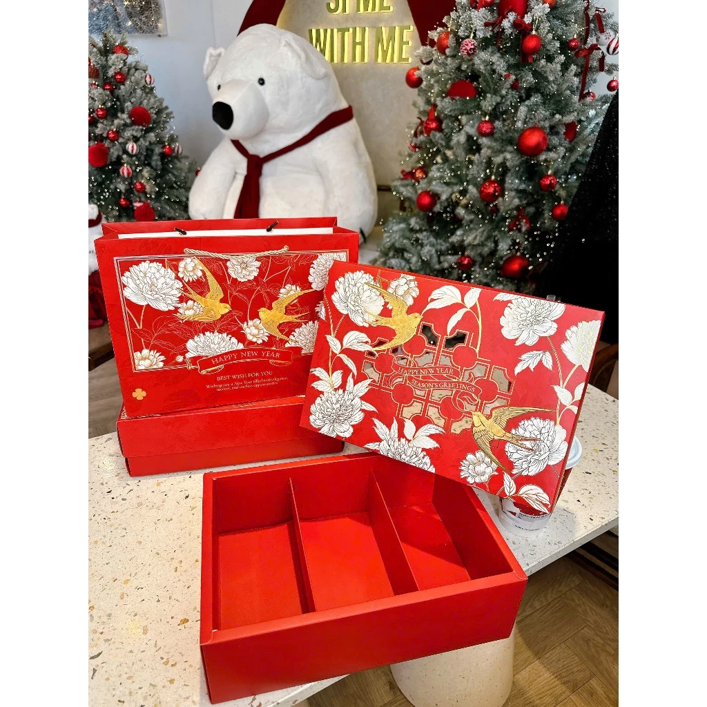 vỏ hộp quà tết đựng bánh mứt hàng có sẵn tiện lợi nâng tầm thương hiệu phần quà của bạn