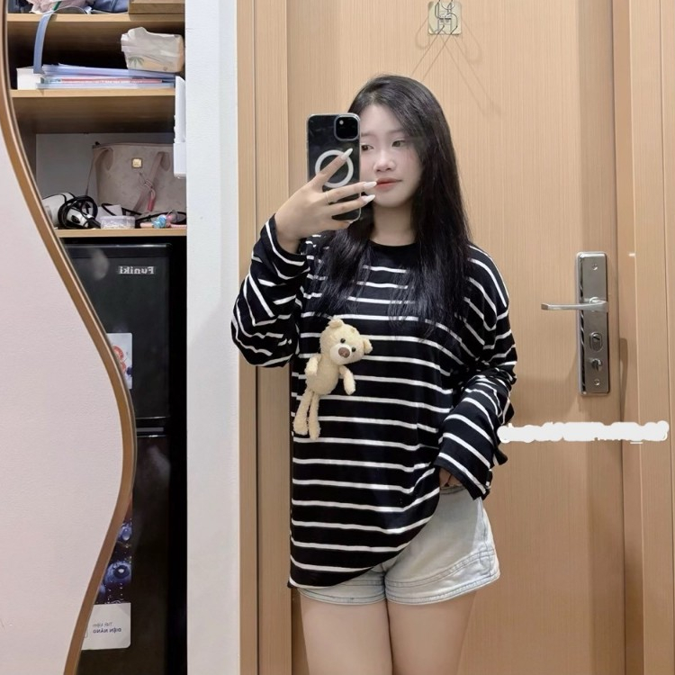 Áo thun dài tay from rộng tặng kèm charm gấu bông chất liệu mềm mịn thoáng mát
