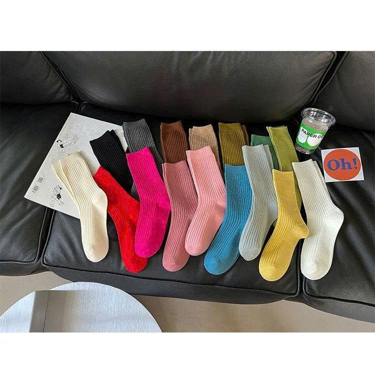 Vớ cotton nữ cao cổ đủ màu phong cách Hàn Quốc, trẻ trung, năng động.