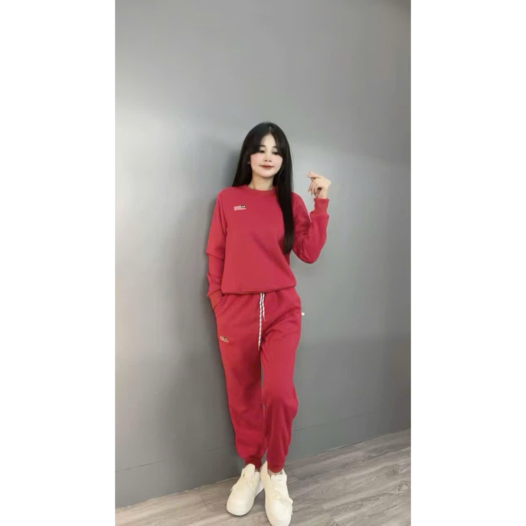 bộ nỉ thu đông nữ. chất vải nỉ 2da ấp áp. mặc lên người mang lại cám giác thoải mái khi mặc