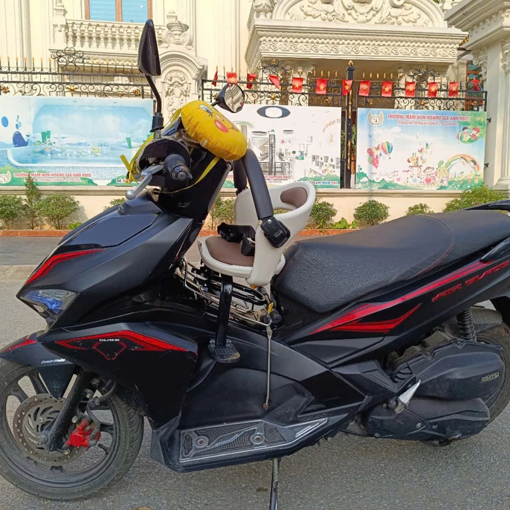 Ghế ngồi XE AB, ghế xe GA 106 / ghế xe số cho bé đệm lưng quai xốp có đai an toàn Bi Bô Shop