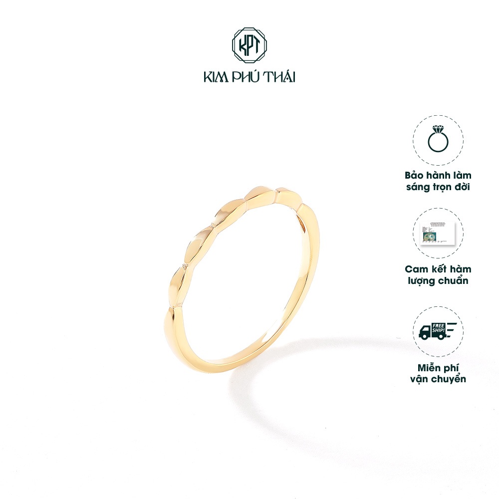 Women's Solid Gold Ring by Kim Phú Thái