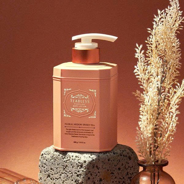 H87_Sữa dưỡng thể hương cỏ ngọt Meadow Sweet Tea Teabless Floral Meadow Sweet Tea Perfume Body Lotion 480g giá tốt