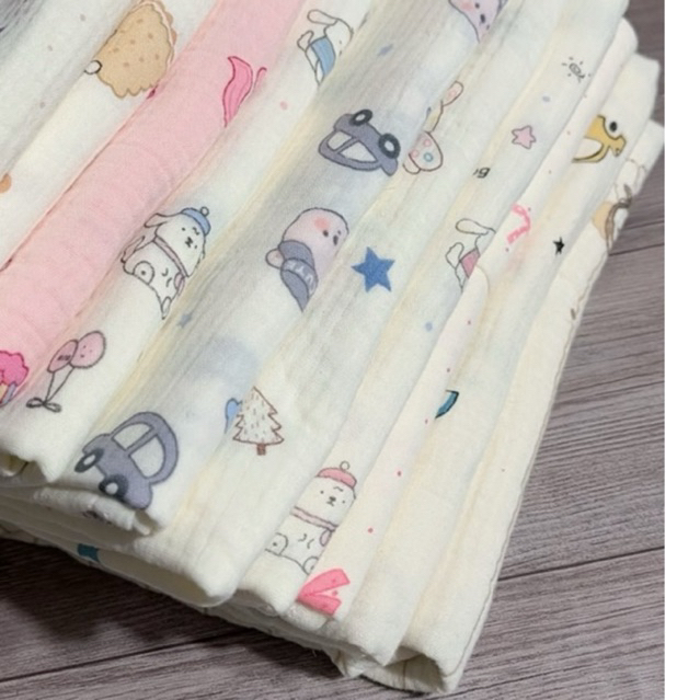 Khăn tắm 70*100 muslin 4 lớp mềm mịn thấm nước tốt