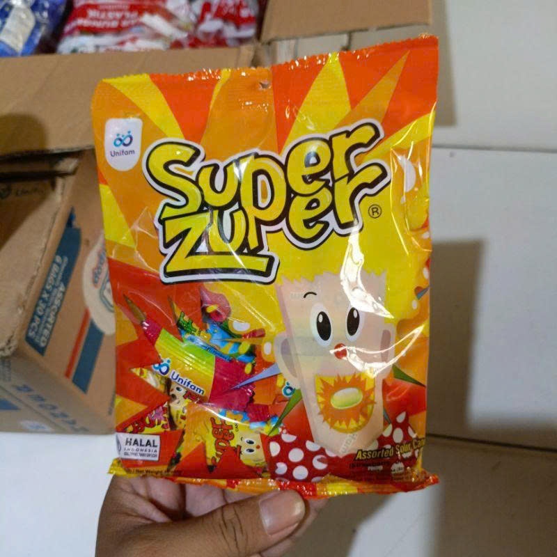 Kẹo chua trái cây Super Zuper vị (Dâu, Cam, Chanh) 125g (40 viên) - Nhập khẩu Indonesia