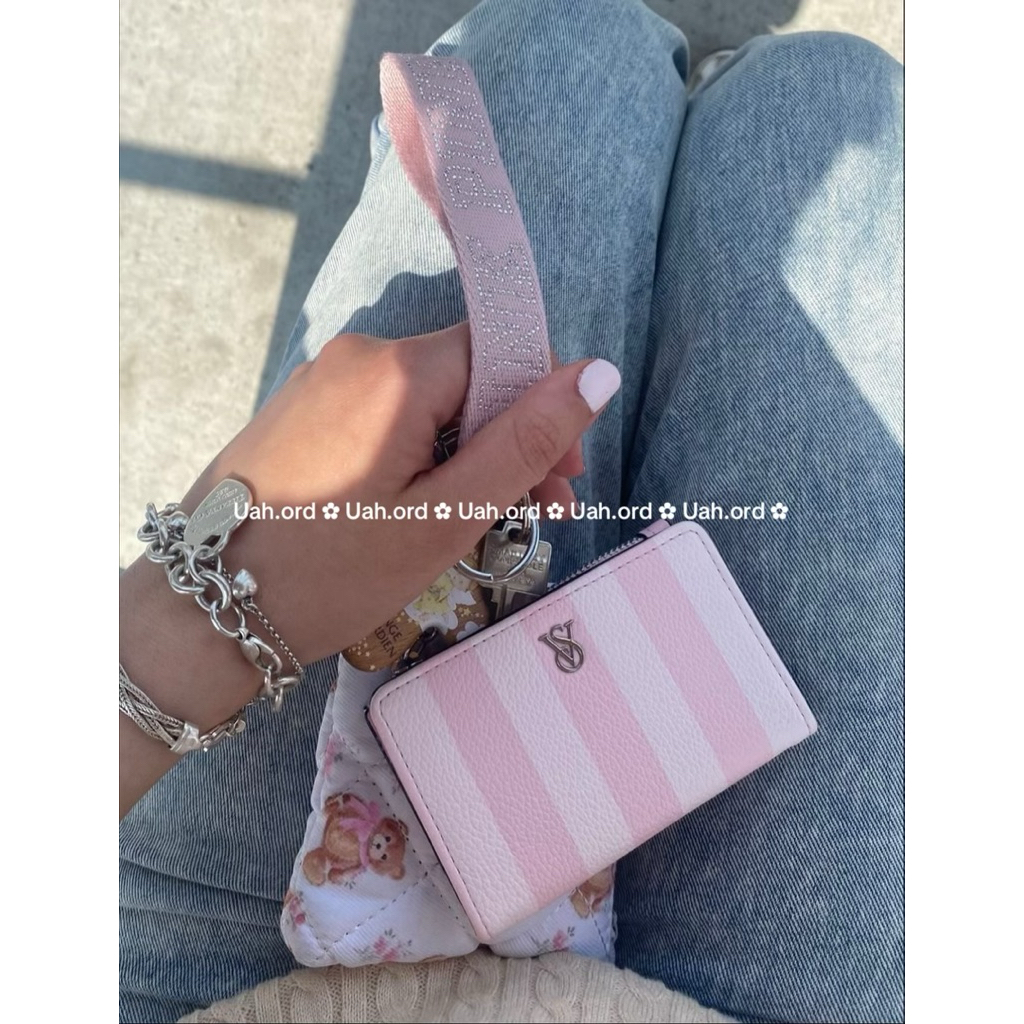 {Bill uS} Ví / keychain VS auth 2025 sẵn🌹🍷🎄