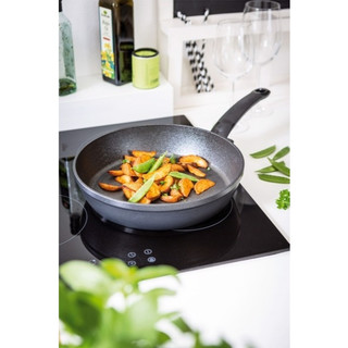Chảo chống dính Fissler Adamant Comfort size 20 24 28 cm made in Germany  GermanySnT