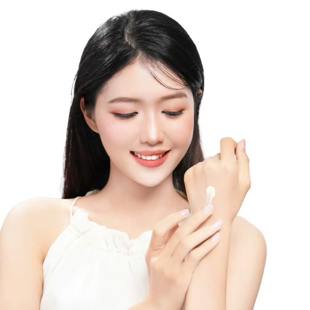 Mặt nạ ngủ Belif Super Kningh Multi Vitamin Mask Tuýp 25mL hạn 2028 dưỡng sáng da IS39