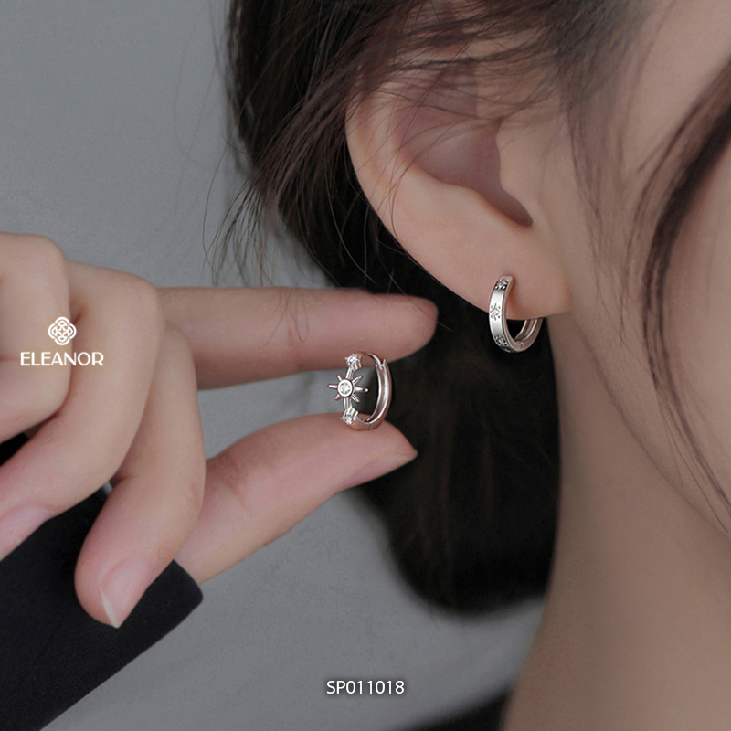 Bông tai nữ chuôi bạc 925 Eleanor Accessories mặt trời đính đá phụ kiện trang sức khuyên tai 11018