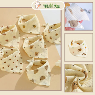 Yếm Tam Giác Em Bé Cổ Khoá Cúc Bấm Chất Liệu Muslin 4 Lớp Họa Tiết Ngẫu Nhiên Chất Liệu Cotton Mềm Mại