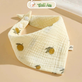 Yếm Tam Giác Em Bé Cổ Khoá Cúc Bấm Chất Liệu Muslin 4 Lớp Họa Tiết Ngẫu Nhiên Chất Liệu Cotton Mềm Mại