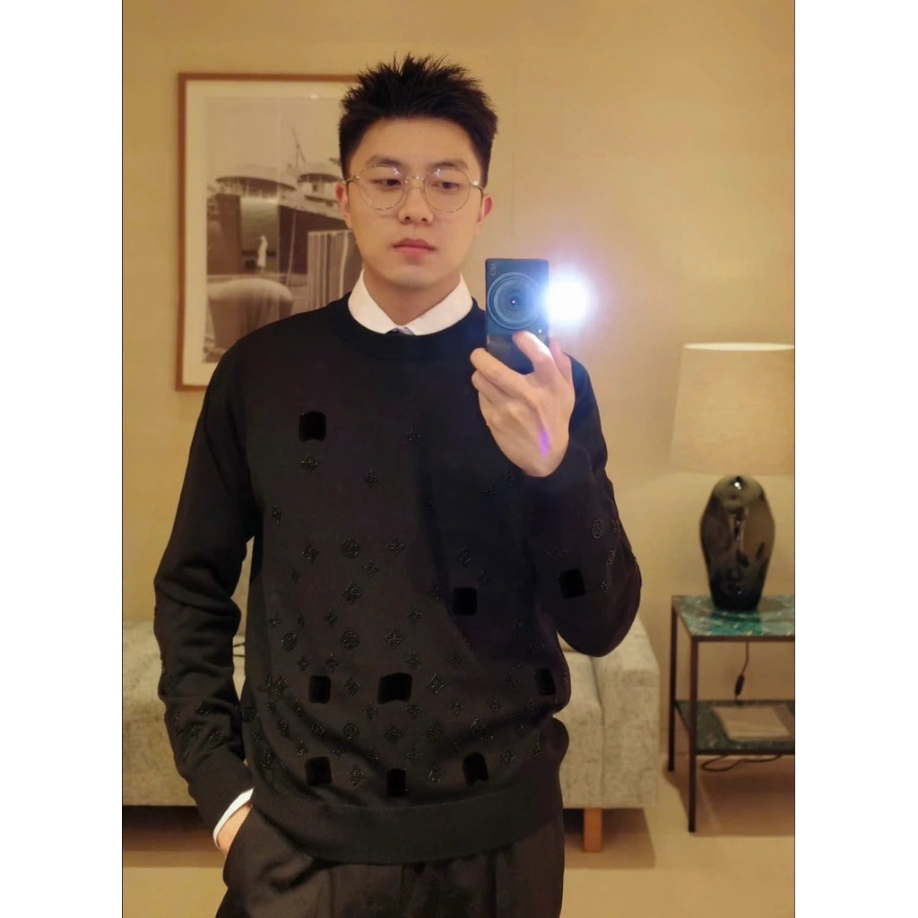 ⚡️[Hight Quality] Áo Len Cổ Tròn Nam Nữ \/ Đính Lấp Lánh Sweater Nam Nữ - Điểm Nhấn Chữ Quanh Áo Cao Cấp Loại 1