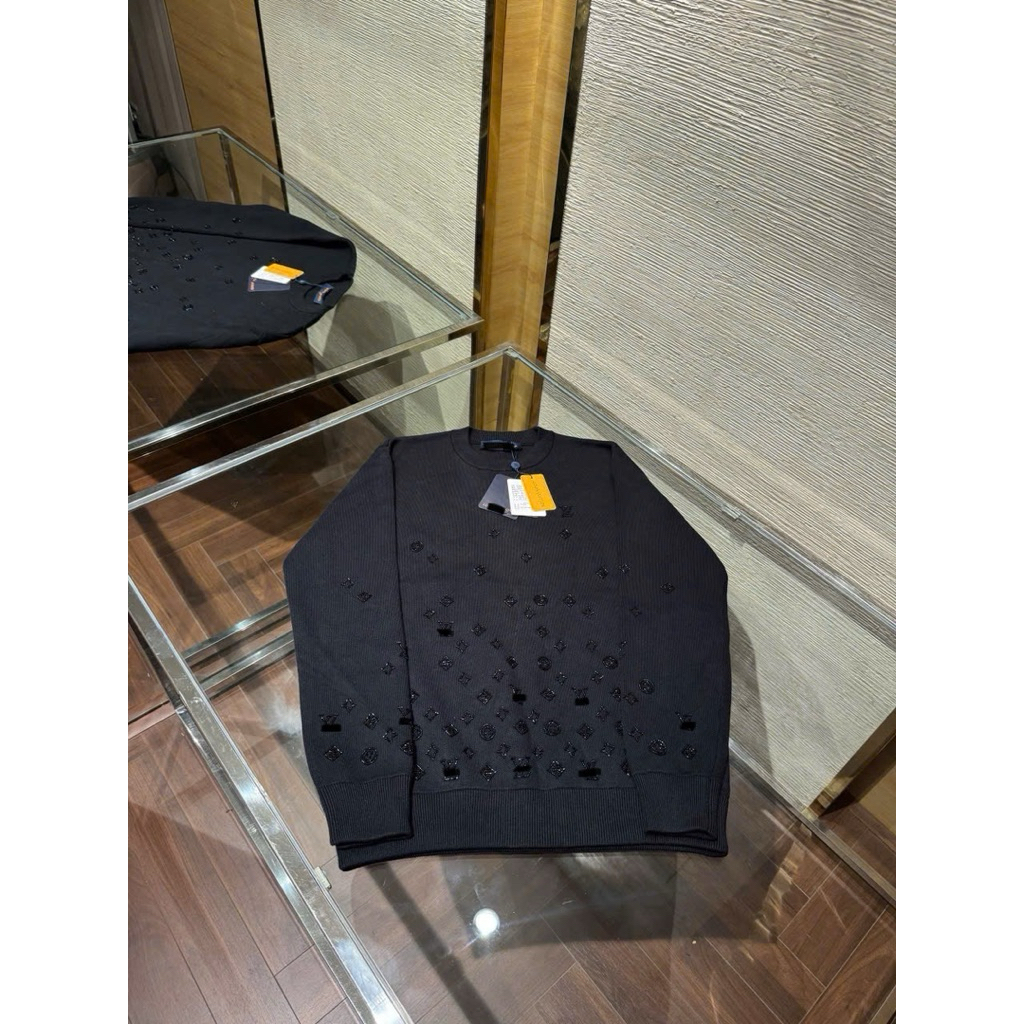⚡️[Hight Quality] Áo Len Cổ Tròn Nam Nữ \/ Đính Lấp Lánh Sweater Nam Nữ - Điểm Nhấn Chữ Quanh Áo Cao Cấp Loại 1
