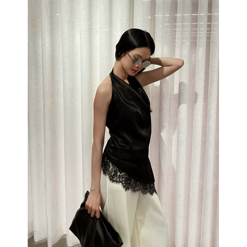 𝙈𝙄𝙀𝙉 𝙏𝙊𝙋 - Áo Yếm Cổ Đỗ Phối Ren