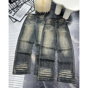 Quần Jean Nữ Ống Suôn Trơn Wash Nhẹ 673 - 674