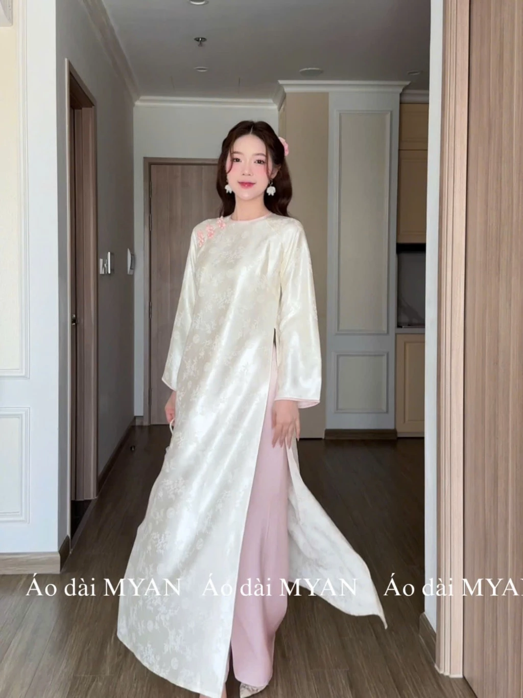 Áo dài Trúc Anh, áo dài cách tân