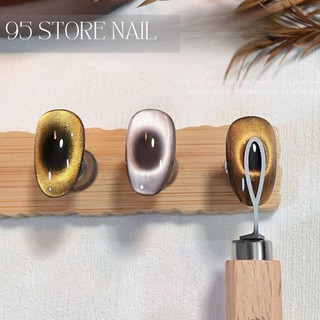 Thanh sắt đẩy mắt mèo thành hình tròn