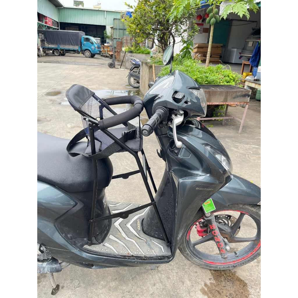 [ KHUNG ĐEN KÉM DÂY ] Ghế ngồi xe tay ga sắt sơn tĩnh điện đen , an toàn cho bé khi đi xe máy ( CHỌN ĐÚNG TÊN XE )