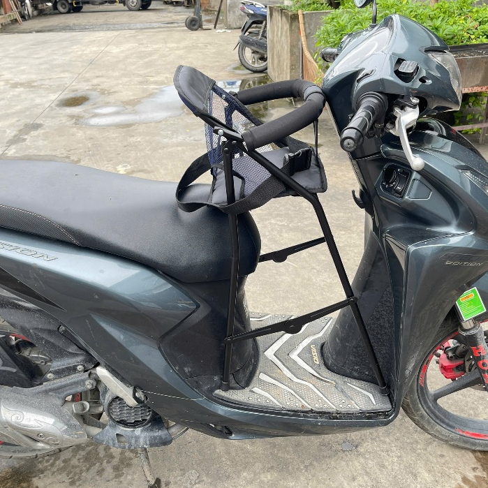 [ KHUNG ĐEN KÈM DÂY ] Ghế ngồi xe tay ga sắt sơn tĩnh điện đen , an toàn cho bé ( CHỌN ĐÚNG TÊN XE BẠN NHÉ )