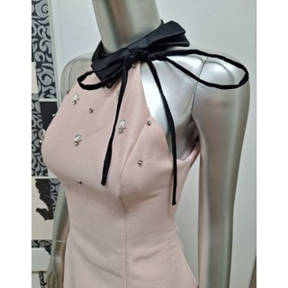 Đầm thời trang trẻ không tay đính đá Rechic